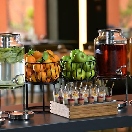Doubletree By Hilton Ben Guerir Hotel & Residences Benguerir Exteriör bild