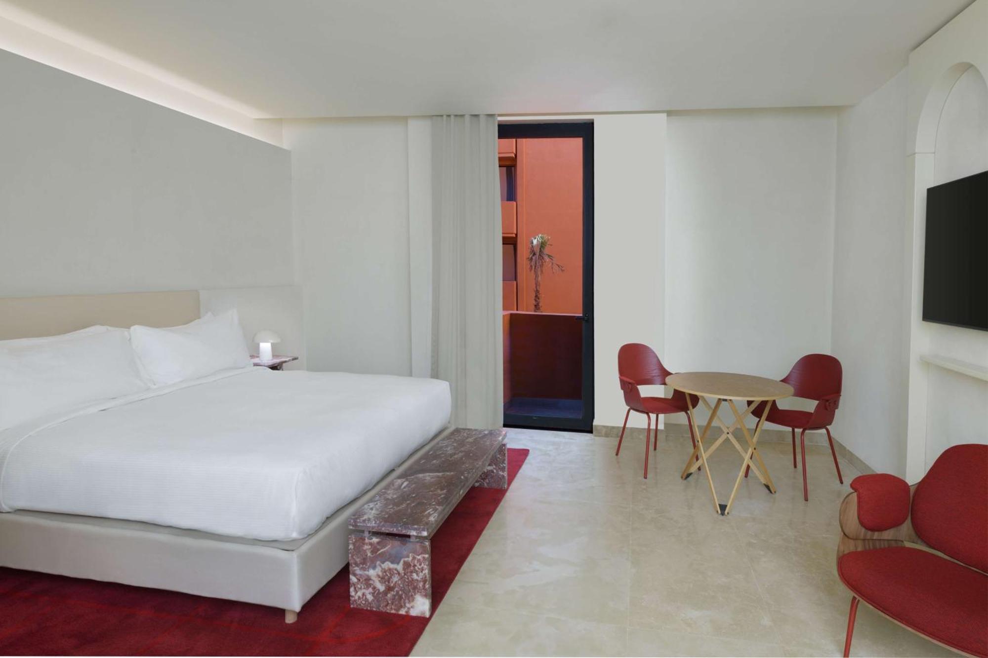 Doubletree By Hilton Ben Guerir Hotel & Residences Benguerir Exteriör bild