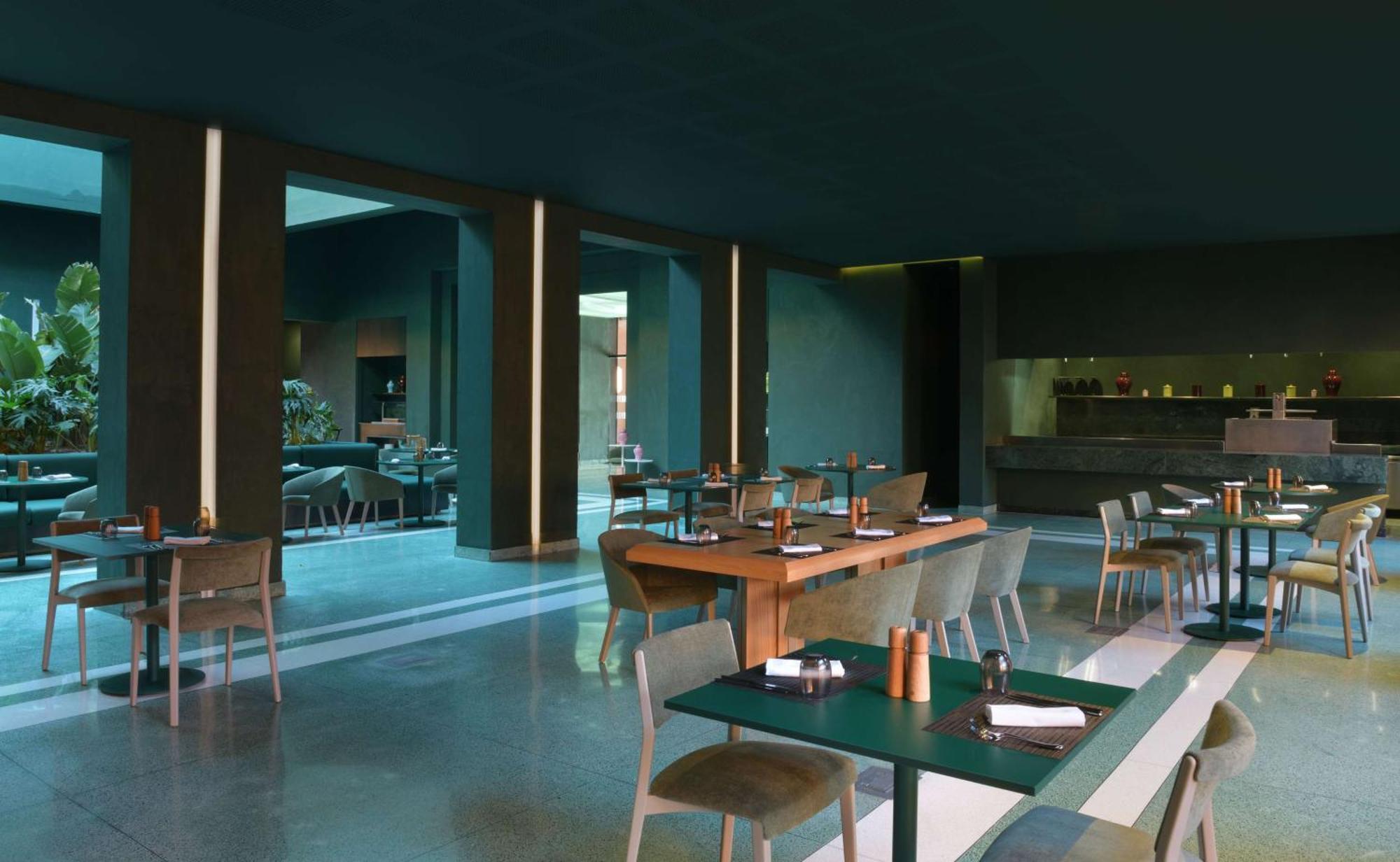 Doubletree By Hilton Ben Guerir Hotel & Residences Benguerir Exteriör bild
